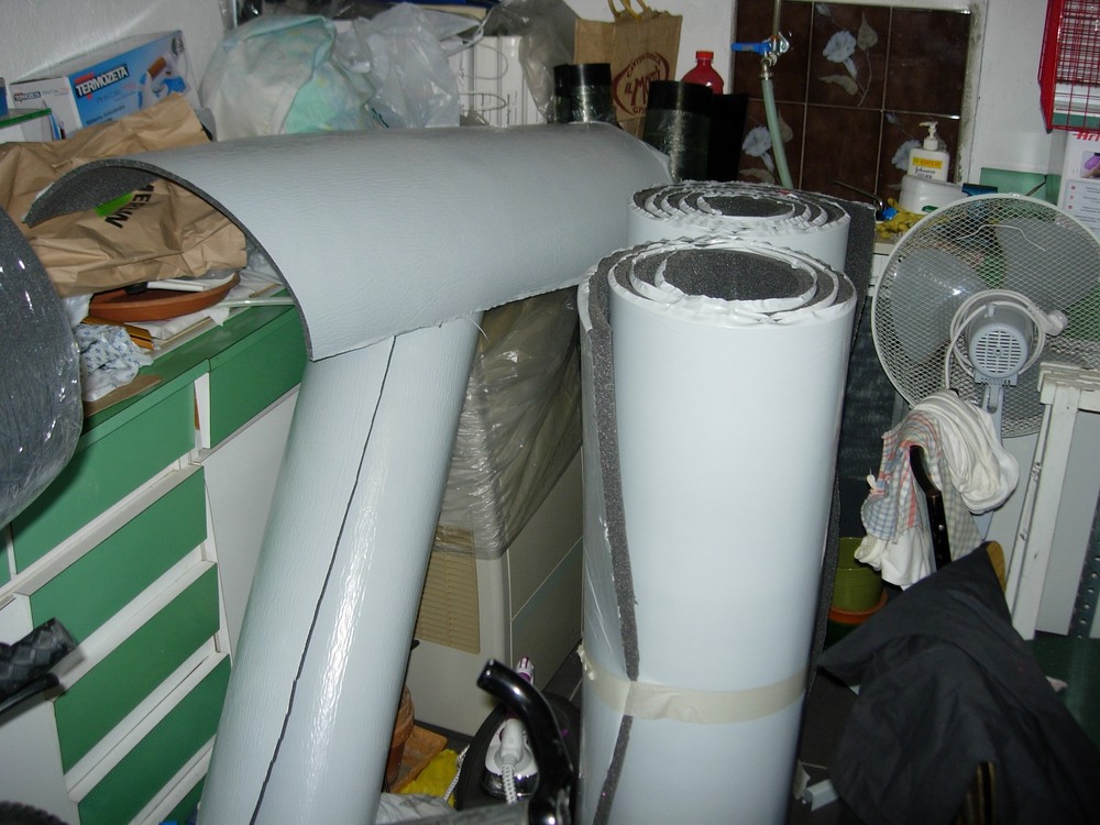[Immagine: 20121225234832_materiale R.jpg]